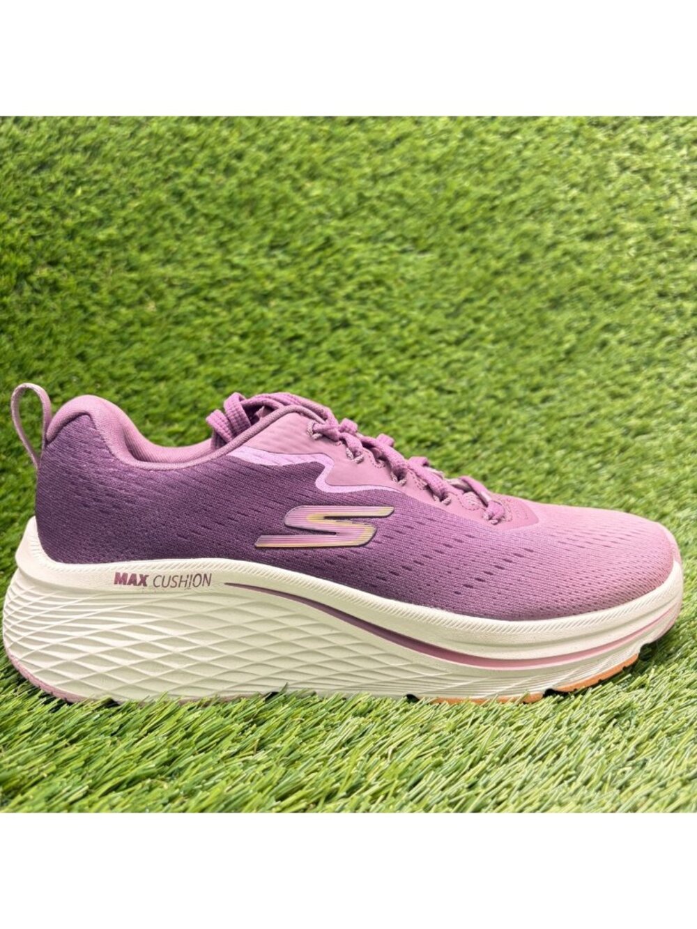 Skechers Max Cushioning Elite 2.0 Womens Size 6.5 Purple Running Shoes Sneakers